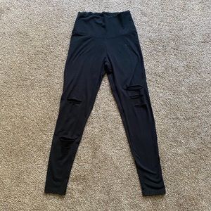 Ripped leggings